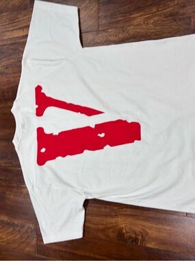 Vlone White T-Shirt with Bold Red Graphic